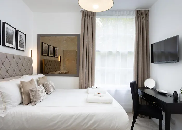 Tanner Row * Йорк